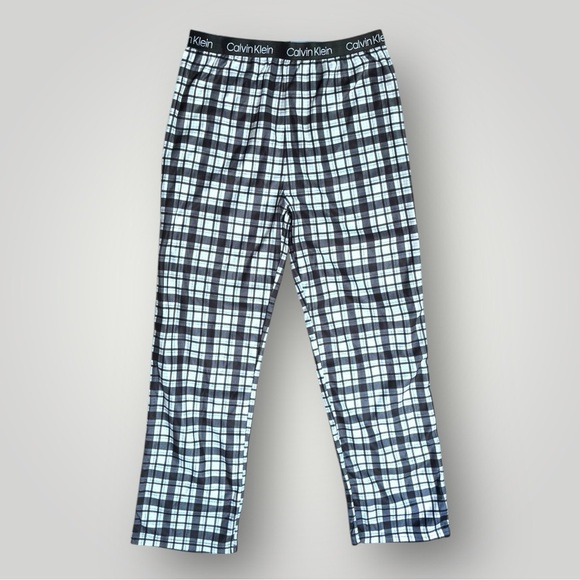 NWOT Calvin Klein Black and White Plaid Pajama Pants - Picture 8 of 9